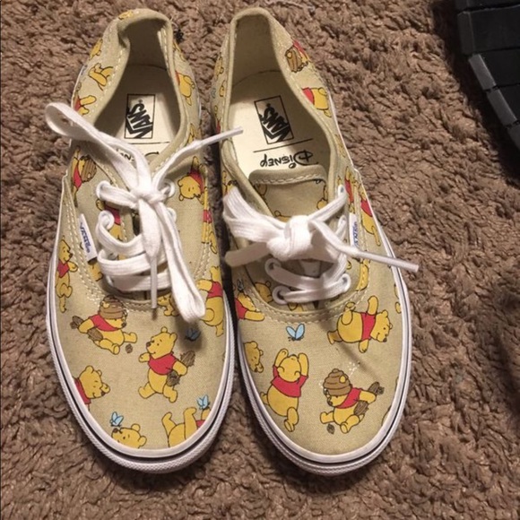 winnie the pooh vans size 6.5